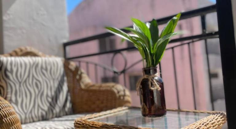 Serviced apartment with garden, terrace & pool — photo 4