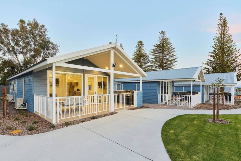 Resort  Esperance