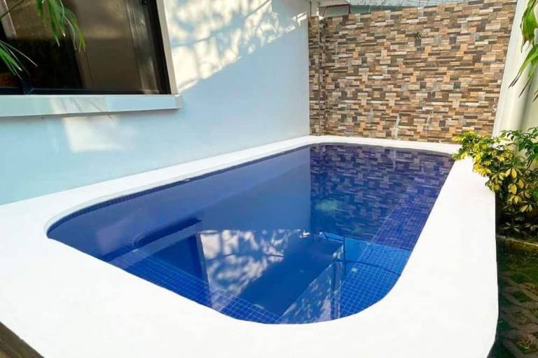 Hotel Tazumal House