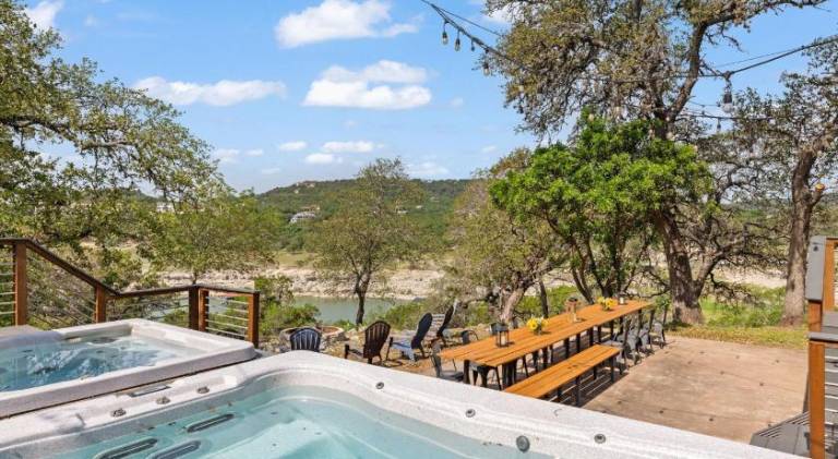 277 m&sup2; Ferienhaus