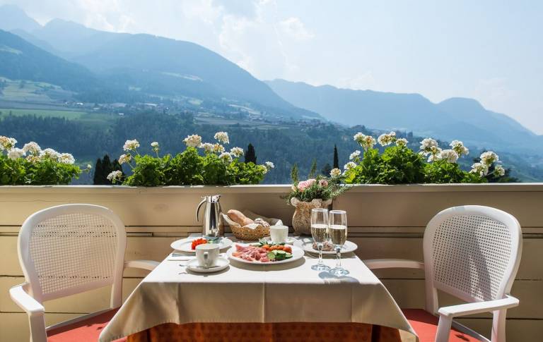 Holiday Apartment "Mignon 3" with Mountain View, Shared Heated Indoor Pool & Wi-Fi — photo 4