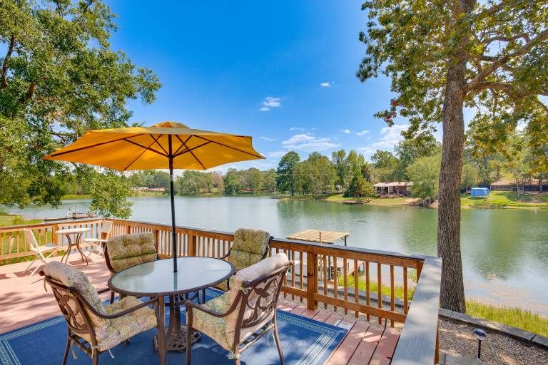 Kilgore Lakefront Home w/ Private Dock & Pier! — photo 2