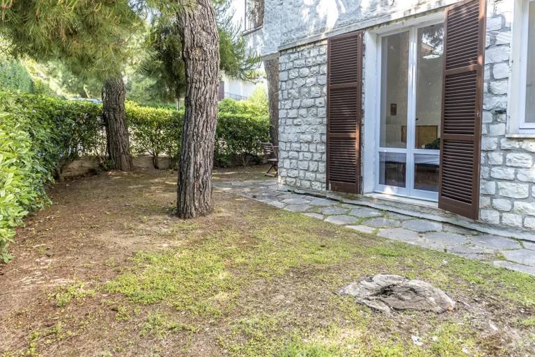 Holiday apartment with garden in Numana