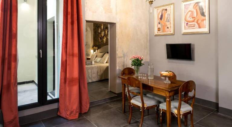 Family-friendly nice holiday apartment with terrace & garden | Near Two Towers | Pet-friendly — photo 3