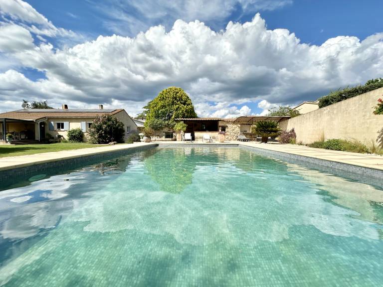 Family-oriented vacation home with yard, private pool & grill | Pets allowed — photo 2