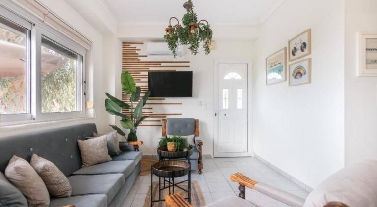 Beautiful vacation home with terrace | Pets are welcome in Kefalonia