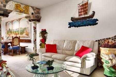 Villa with jacuzzi, barbeque & garden — photo 5