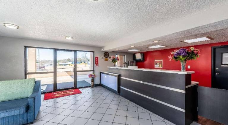 Econo Lodge Vicksburg — photo 2