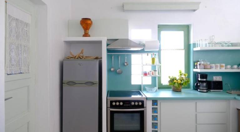 Family-oriented beautiful vacation home with terrace & yard | Beach nearby | Perfect for remote work | Pet-friendly — photo 3