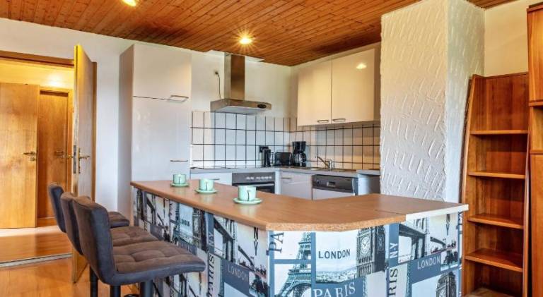 Holiday apartment with 2 rooms for 4 persons — photo 5