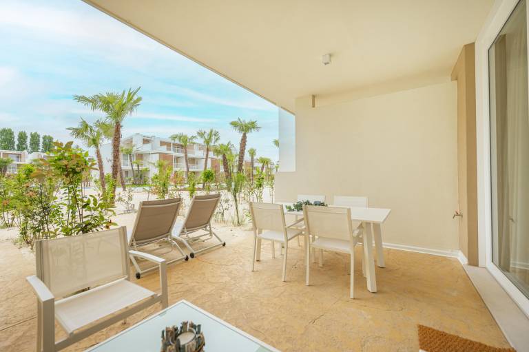 Holiday apartment with terrace & pool | Pool view — photo 3