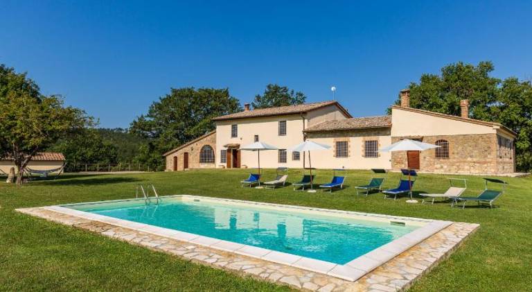 Vacation home with pool in Sarteano