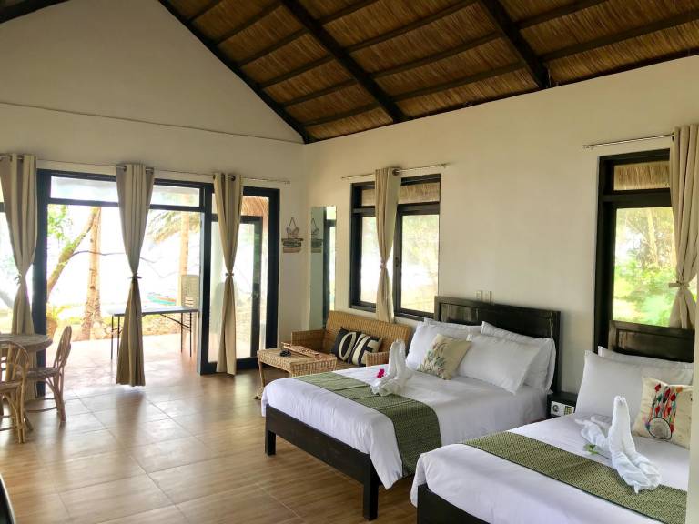 Villa with garden & barbecue in El Nido