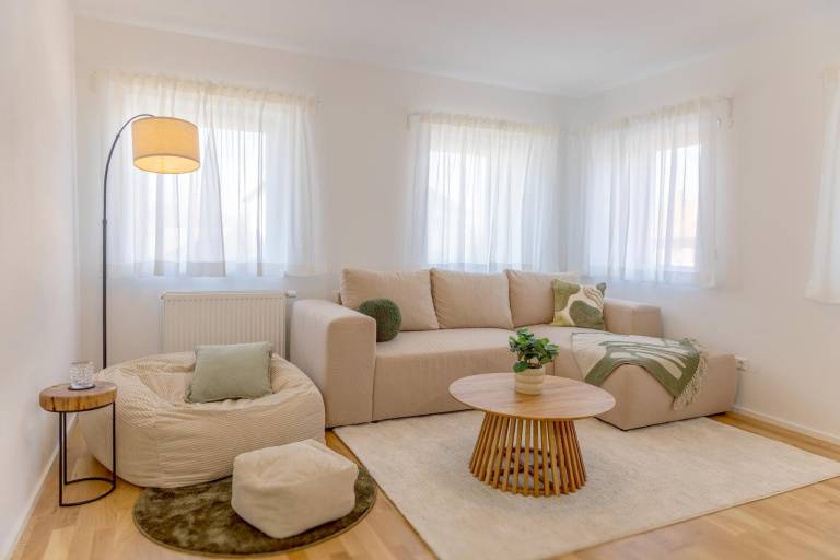 Rental apartment with 2 rooms for 6 persons — photo 2