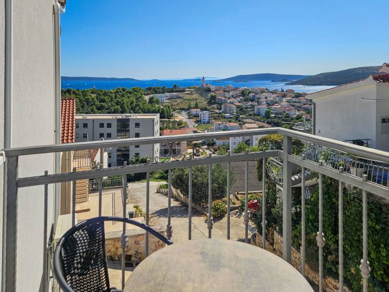 Fully equipped house with private pool, patio & grill | Sea view | Pet-friendly — photo 3