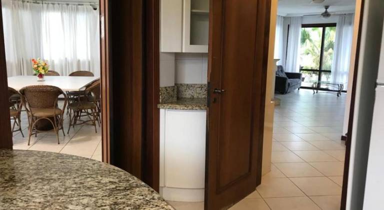 Beautiful vacation home with hot tub & pool | Close to the beach | Pet-friendly — photo 5