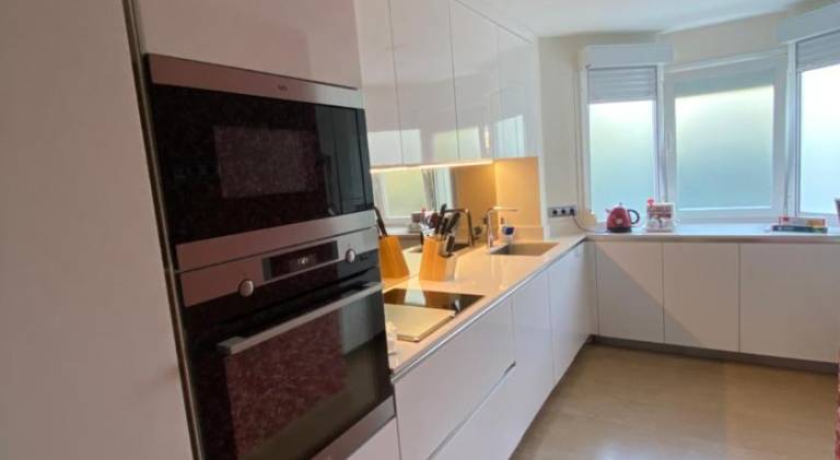 Ample holiday apartment with pool & jacuzzi | Beach nearby | Pets allowed — photo 4