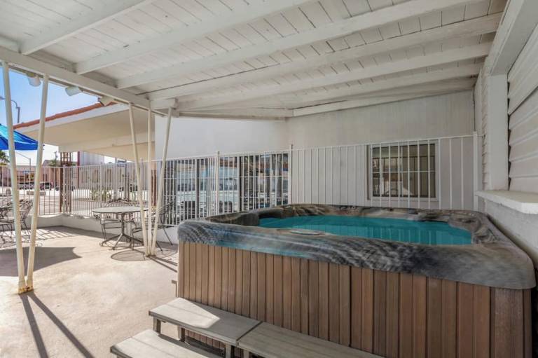 Historic Coronado Motor Hotel by OYO