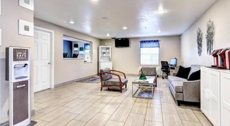 Suburban Studios Westminster Denver North — photo 4