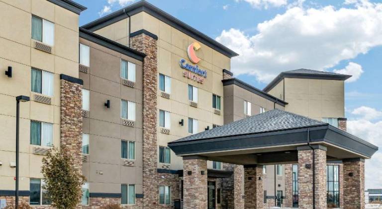 Comfort Suites in Saskatoon, SK