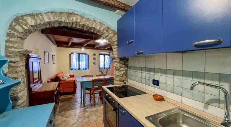 House with 1 room for 5 persons — photo 3