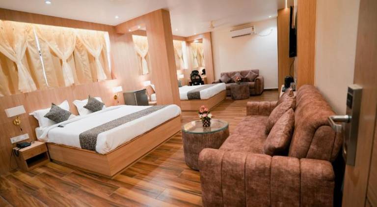 Hotel JK palace