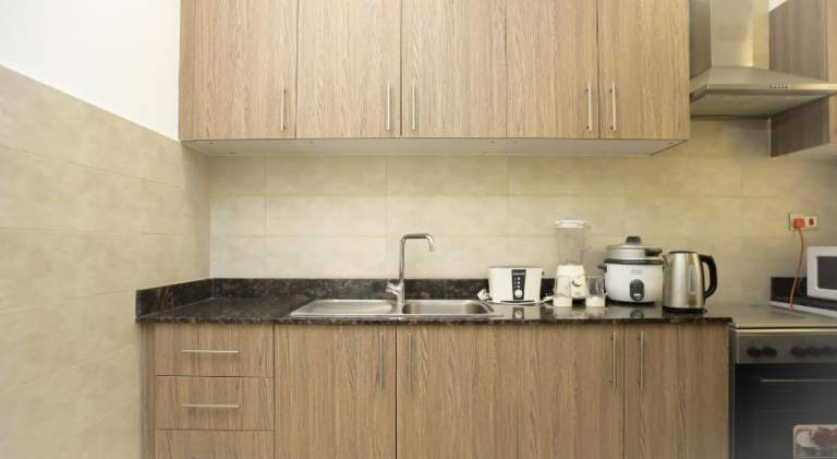 Empire Apartment — photo 5