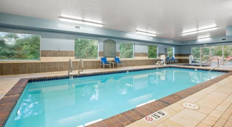 Holiday Inn Express Hotel & Suites Marysville By IHG — photo 3