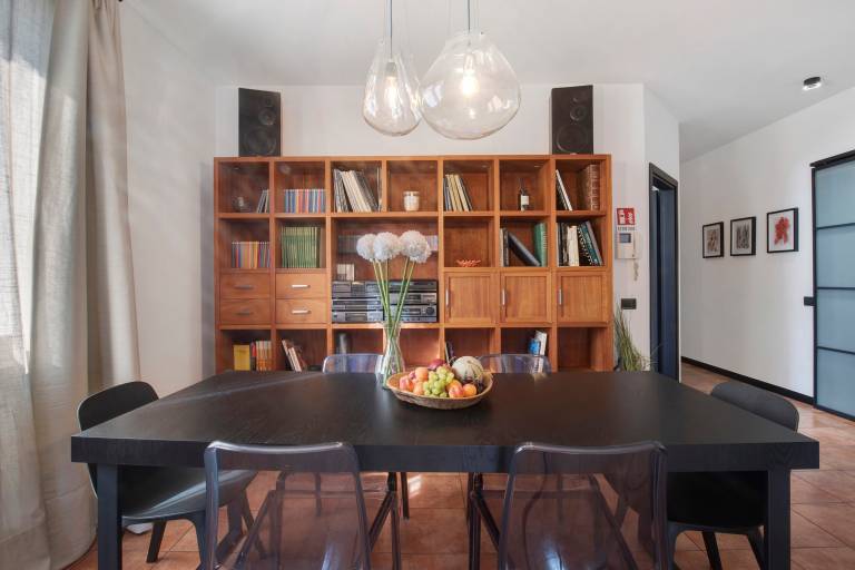 ‘Design Home’ Apartment with Balcony and Wi-Fi — photo 5