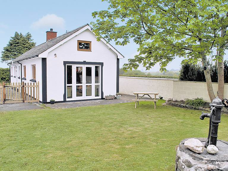 Cottage Nebo