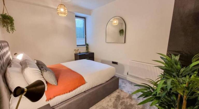 Big house | Close to Manchester Town Hall | Pets allowed — photo 2