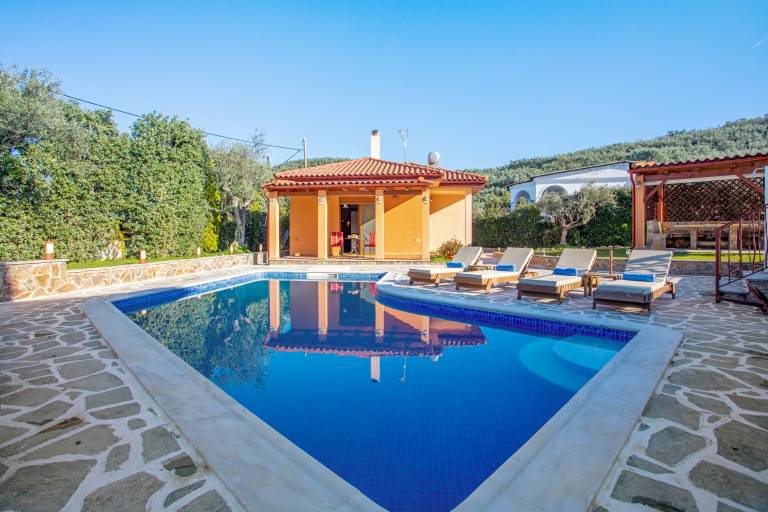 Villa 'Totta' with Private Pool, Wi-Fi and Air Conditioning — photo 2