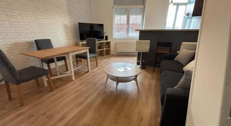Apartment with 1 room for 4 persons in Arras