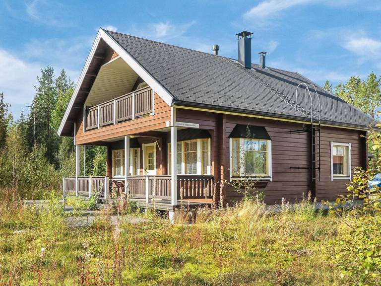 House with patio & sauna — photo 2