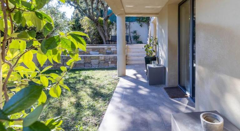 Mougins Collection - Ravissante Suite avec Bassin chauffe en saison — photo 4