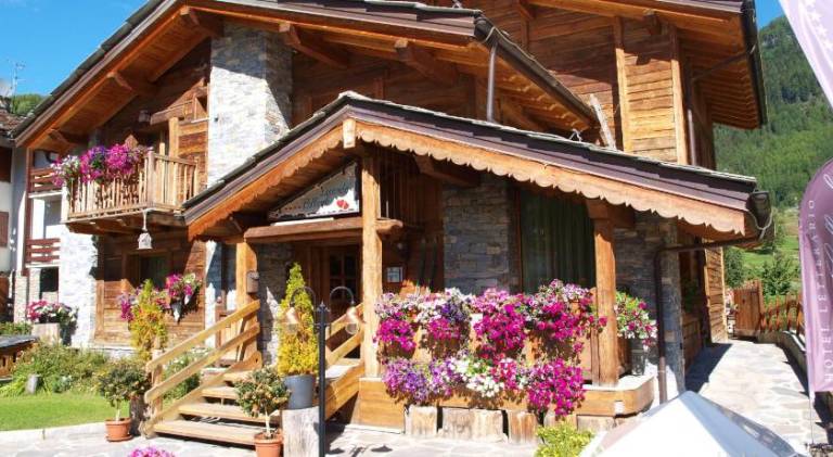 Hotel Letterario Locanda Collomb in La Thuile