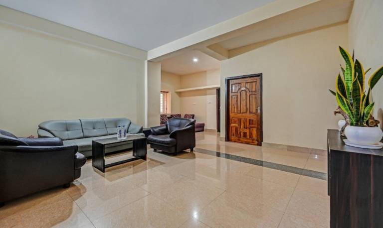 Goroomgo Effective Bollywood Hotels Bhubaneswar — photo 3