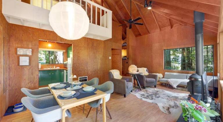 Vacation home with pool, barbecue & sauna — photo 4