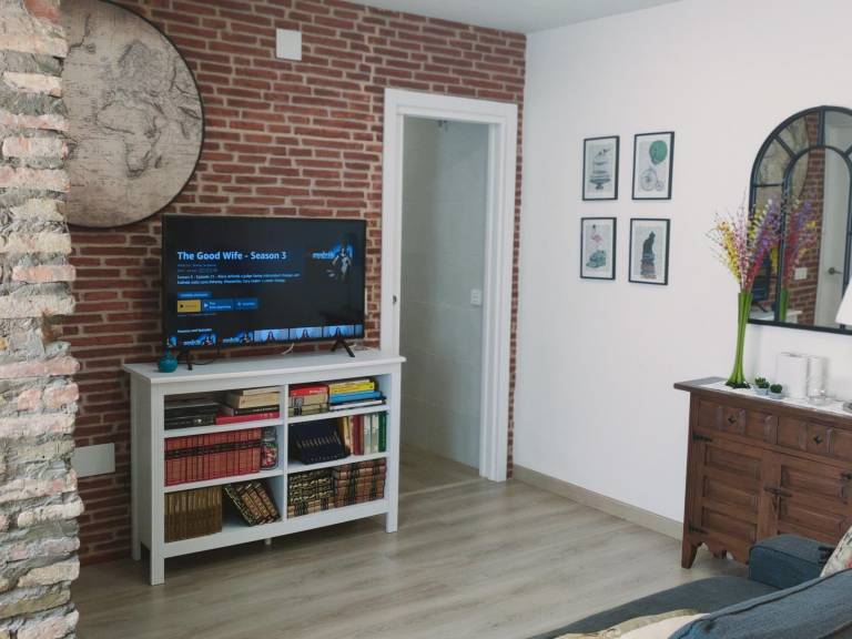 Charming Apartment near Beach, Free Wi-Fi, A/C, Near Picasso Museum — photo 5