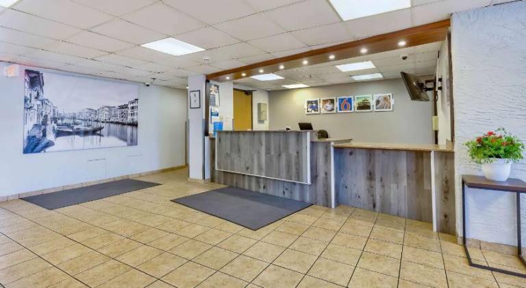 Motel 6 Milwaukee, WI - Glendale — photo 2