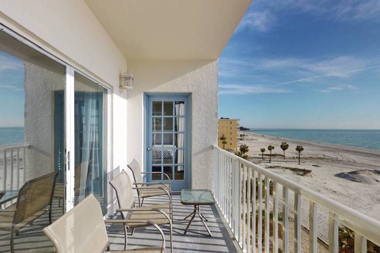 Condo Madeira Beach