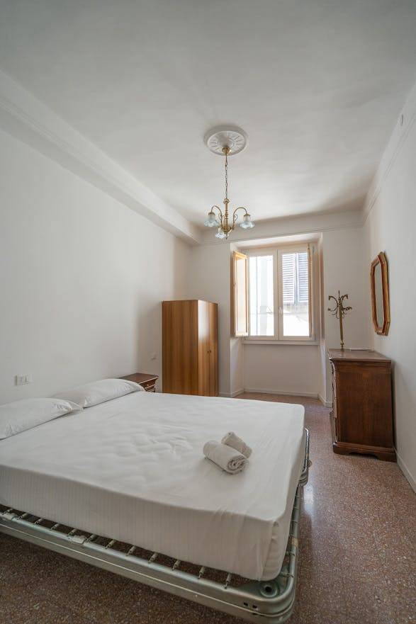 100 M² Apartamento ∙ 4 Habitaciones ∙ 7 Huéspedes - Florencia