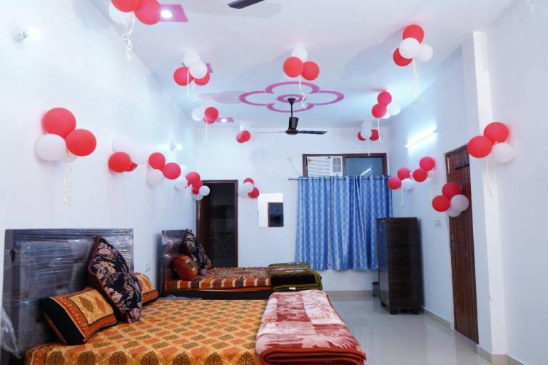 Roop Niwas in Amritsar