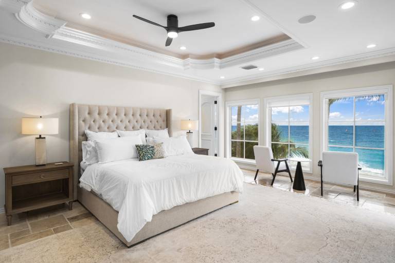 The Windsor House Oceanfront Private Family Friendly 25% OFF WEEKLY RATE — photo 4
