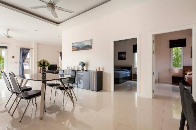 Beautiful 3 bed luxury pool villa prime location — photo 3