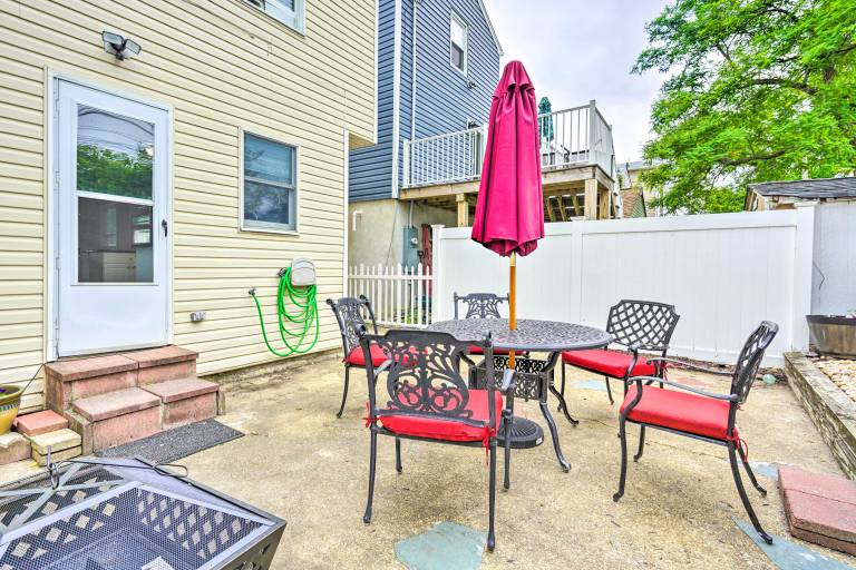 House  Hazlet