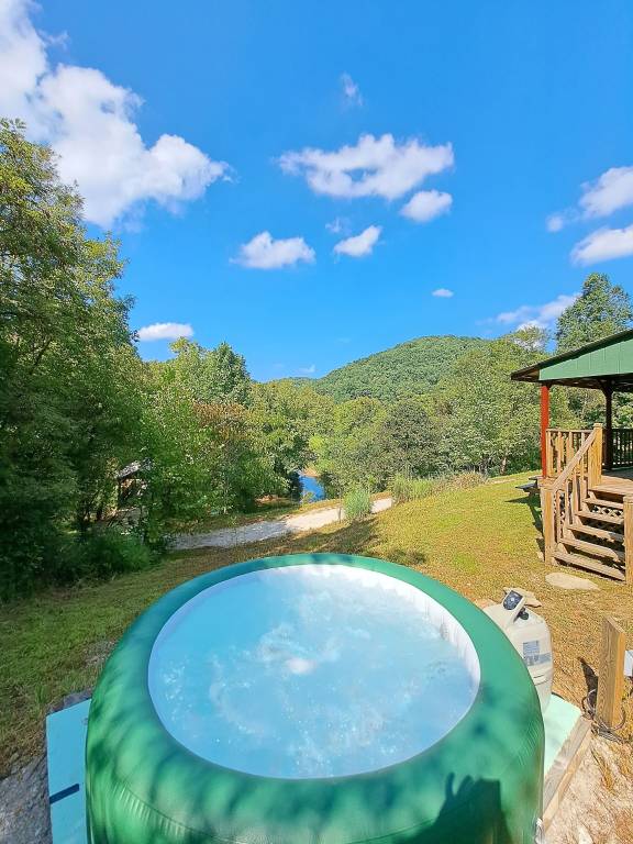 Cabin Slade
