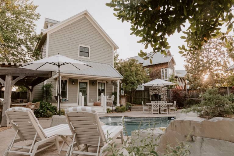 House Carlton Landing