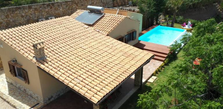 Family-friendly ample villa with private pool, BBQ & yard | Nature view | Beach nearby | Dogs allowed — photo 3