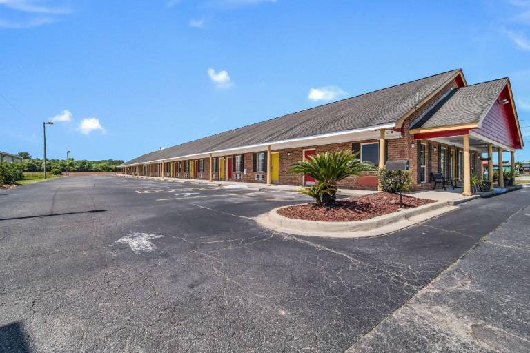 Econo Lodge Santee — photo 2